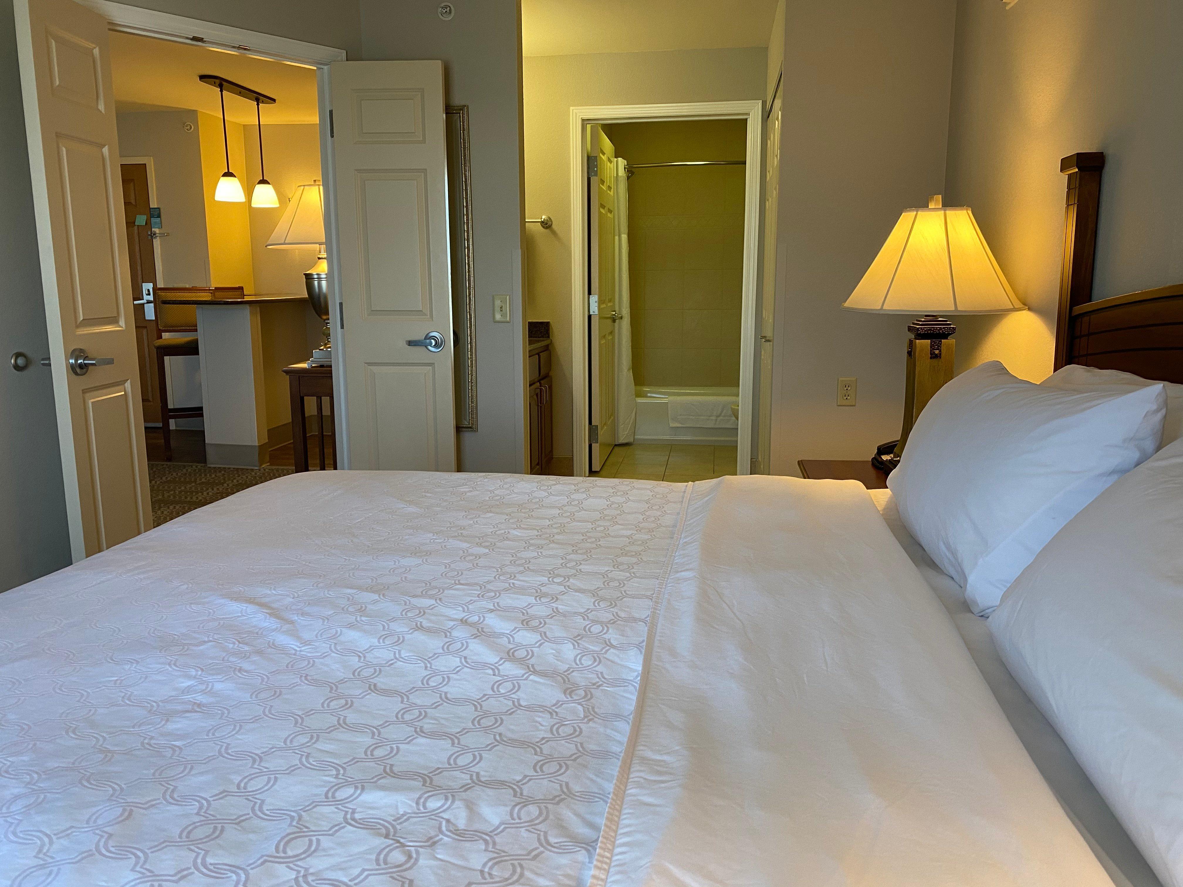 สเตย์บริดจ์ สวีท มิลวอคี เวสต์-โอโคโนโมวอค Hotel Oconomowoc ภายนอก รูปภาพ
