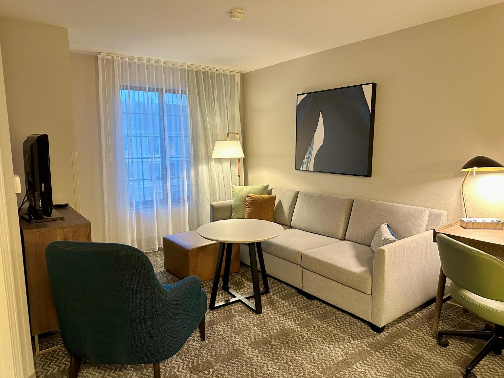 สเตย์บริดจ์ สวีท มิลวอคี เวสต์-โอโคโนโมวอค Hotel Oconomowoc ภายนอก รูปภาพ